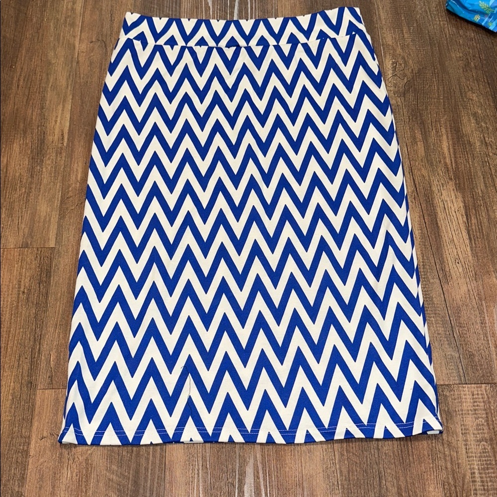AZULES Blue and White Chevron Skirt size XL